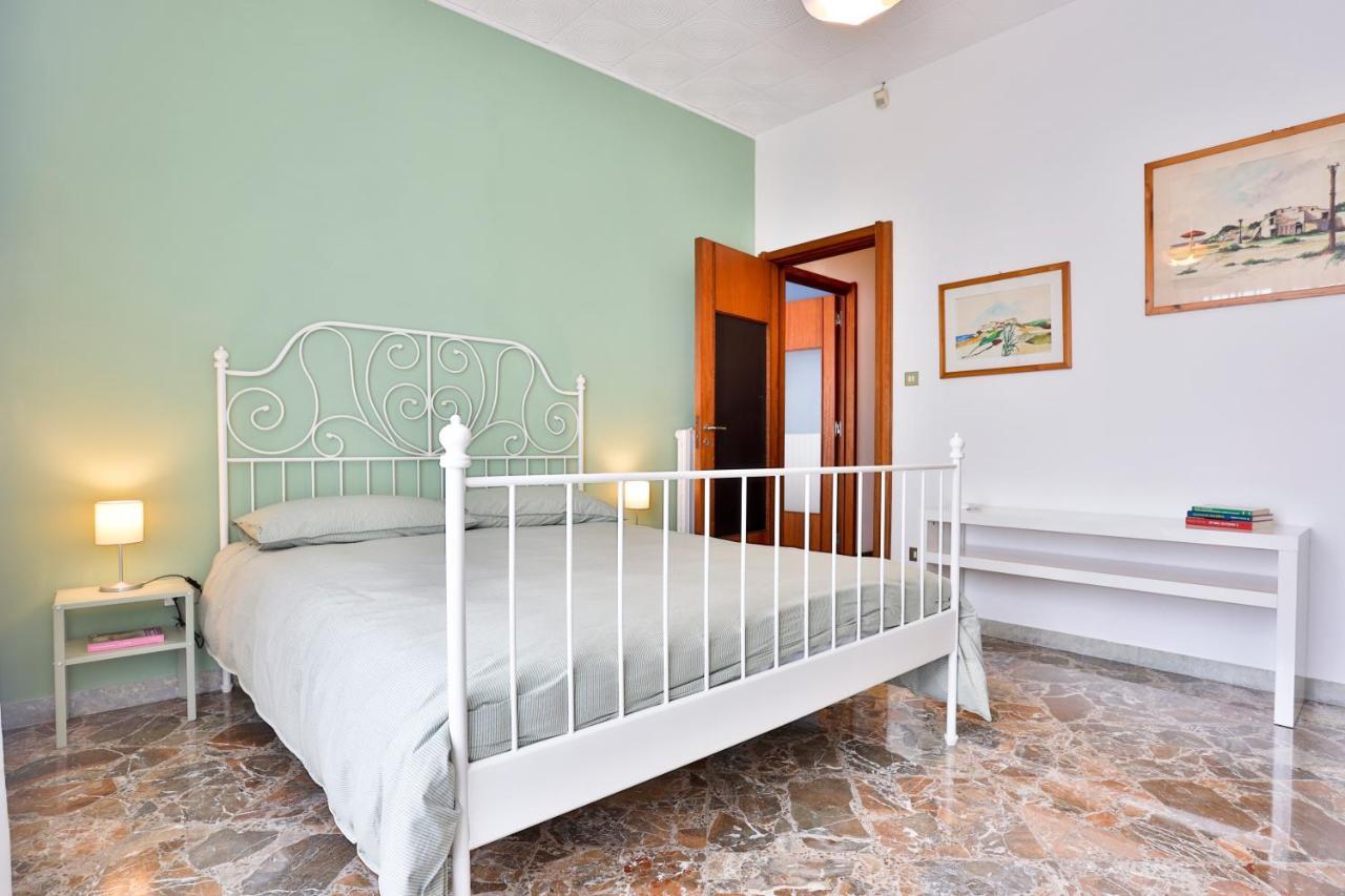 Salerno Irno Bright Apartment ภายนอก รูปภาพ
