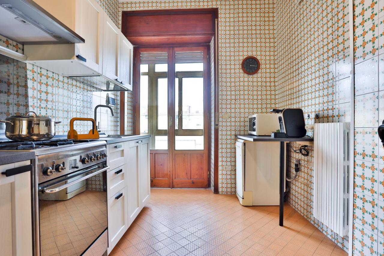Salerno Irno Bright Apartment ภายนอก รูปภาพ