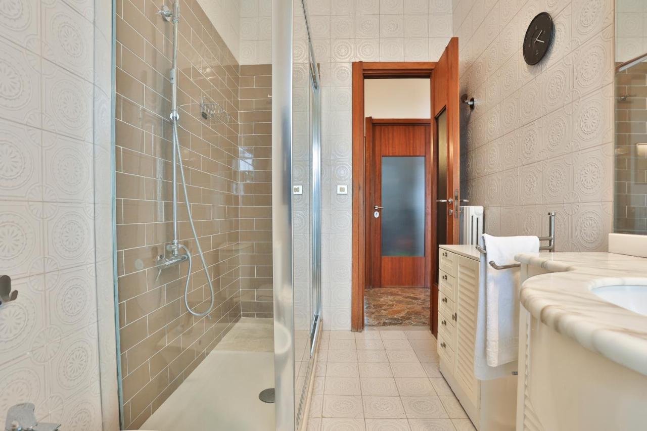 Salerno Irno Bright Apartment ภายนอก รูปภาพ